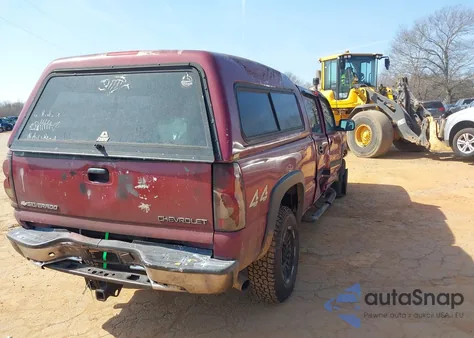 2004 Chevrolet Silverado 2500Hd Ls из США, поврежденный, VIN 1GCHK23U04F266273